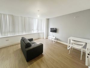 Lounge- click for photo gallery